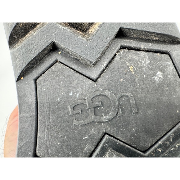 UGG Tasman LTA Black Puffer Slippers Womens Size 9 Insulated - Picture 13 of 15